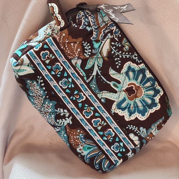 Vera Bradley Small Cosmetic Bag Measures 7" x 5". Brown and Blue Design. - Picture 3 of 3